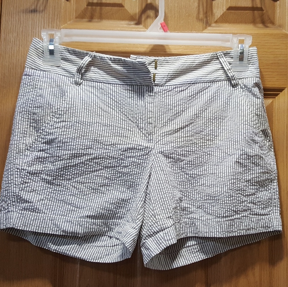 Jcrew blue Seersucker shorts sz 2